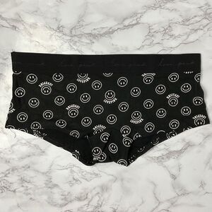 Pink Victoria’s Secret Black Smiley Print Boyshort Panty Large NWT